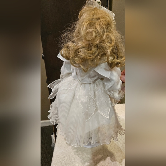 PORCELAIN DOLL (MOSTLY) - Picture 3 of 3